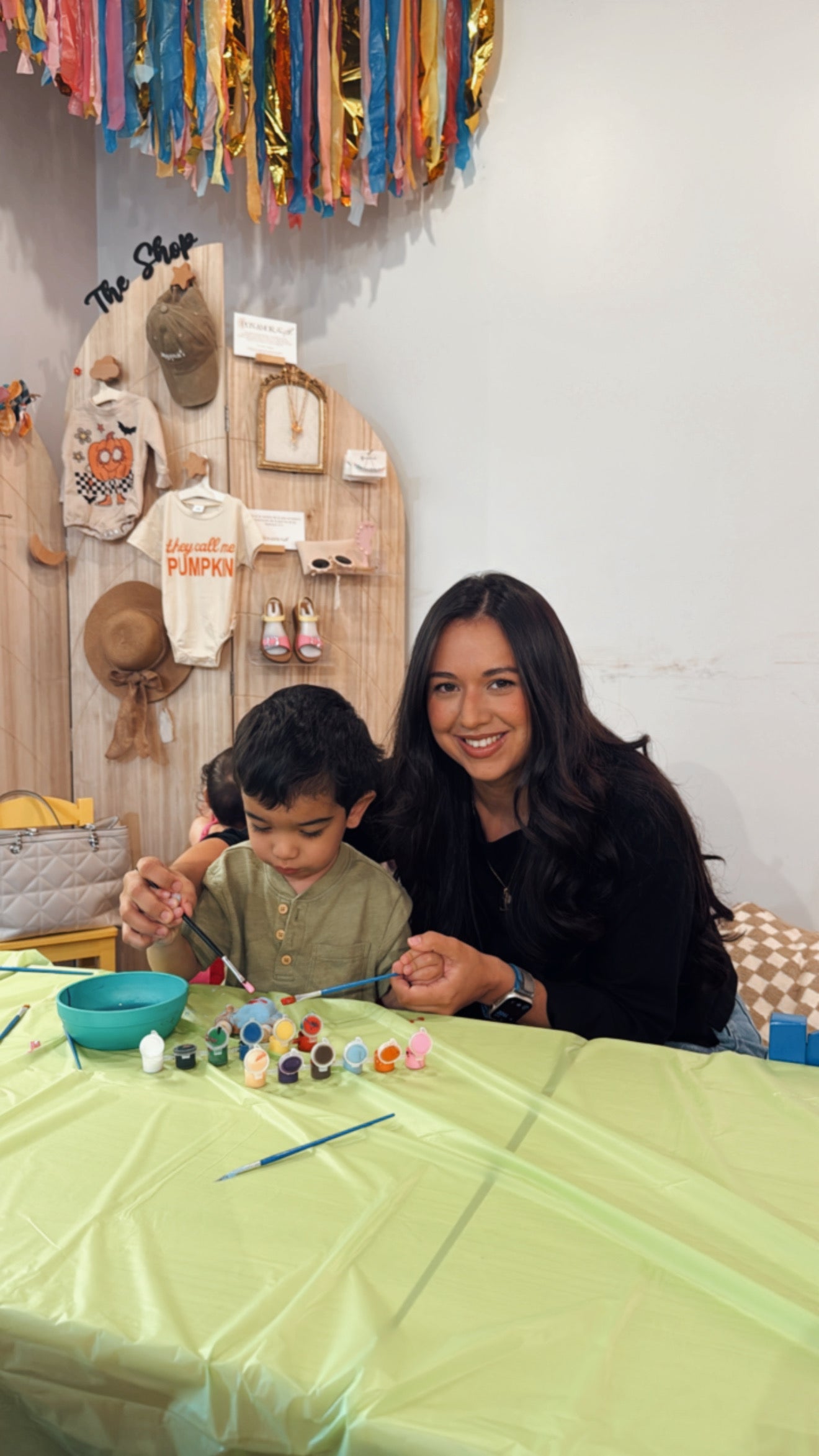 Actividades Creativas / Arts & Crafts Activity 🎨